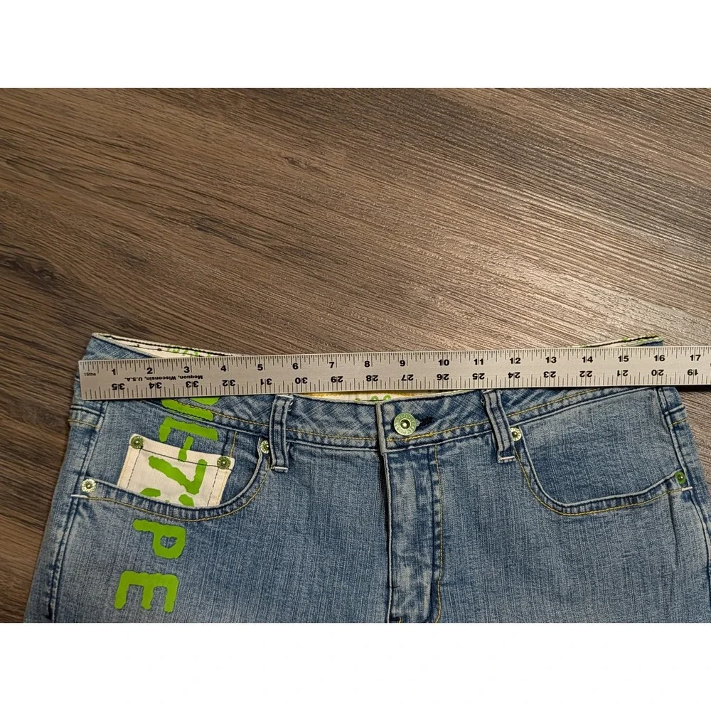 Pepe Jeans brand pepe